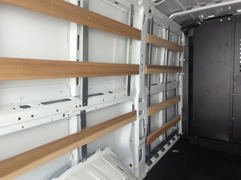 Used 2025 RAM ProMaster 2500 w/ U-Haul Equipment Group FWD image 9