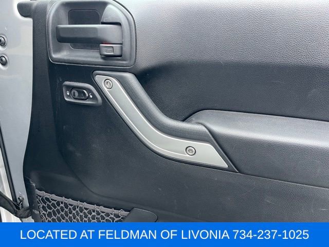 Used 2012 Jeep Wrangler Rubicon w/ PWR Convenience Group image 31