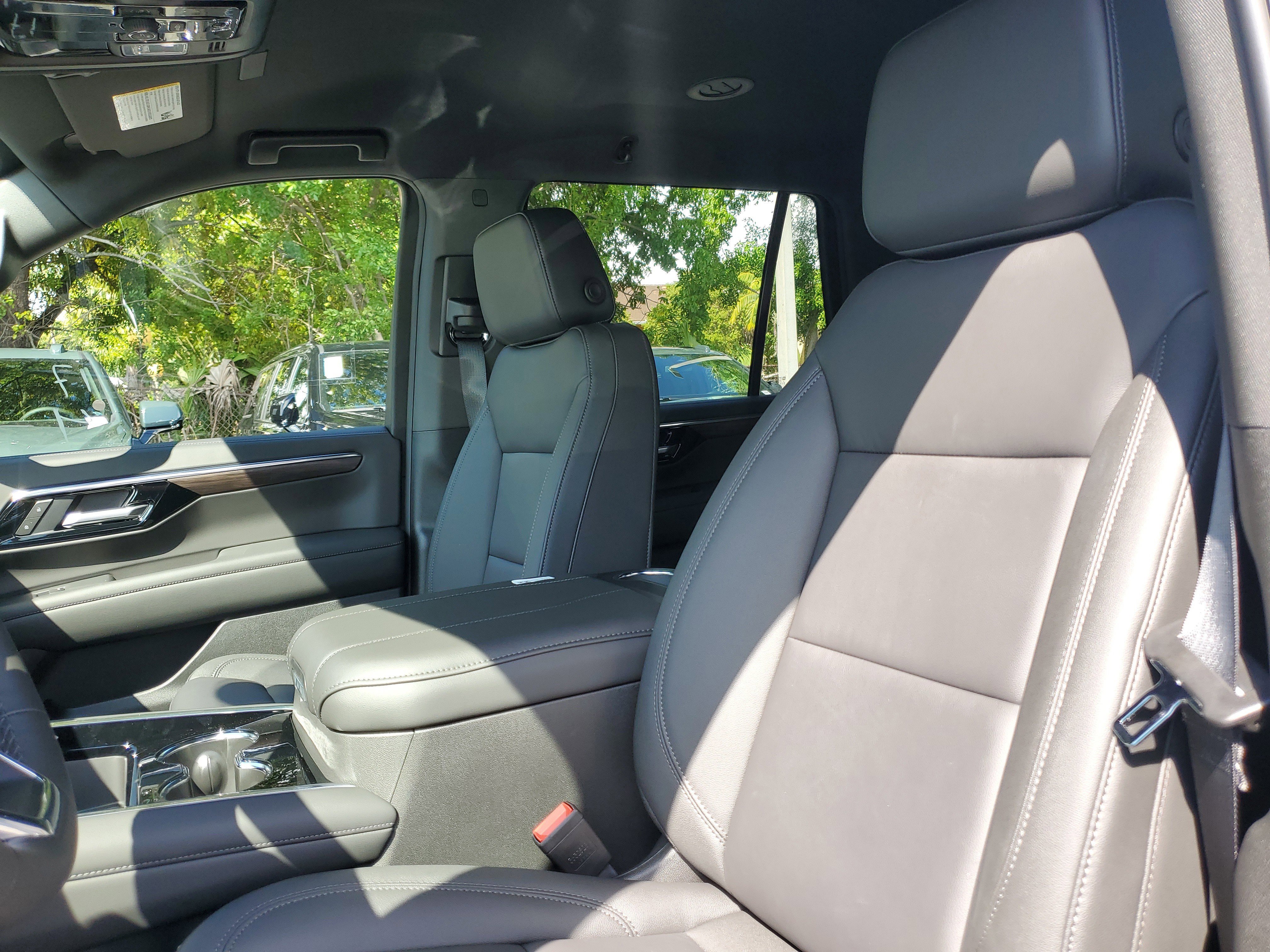 New 2026 Chevrolet Tahoe LT w/ Comfort Package image 11