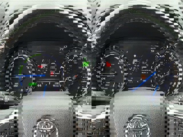 Used 2020 Toyota Highlander XLE image 16