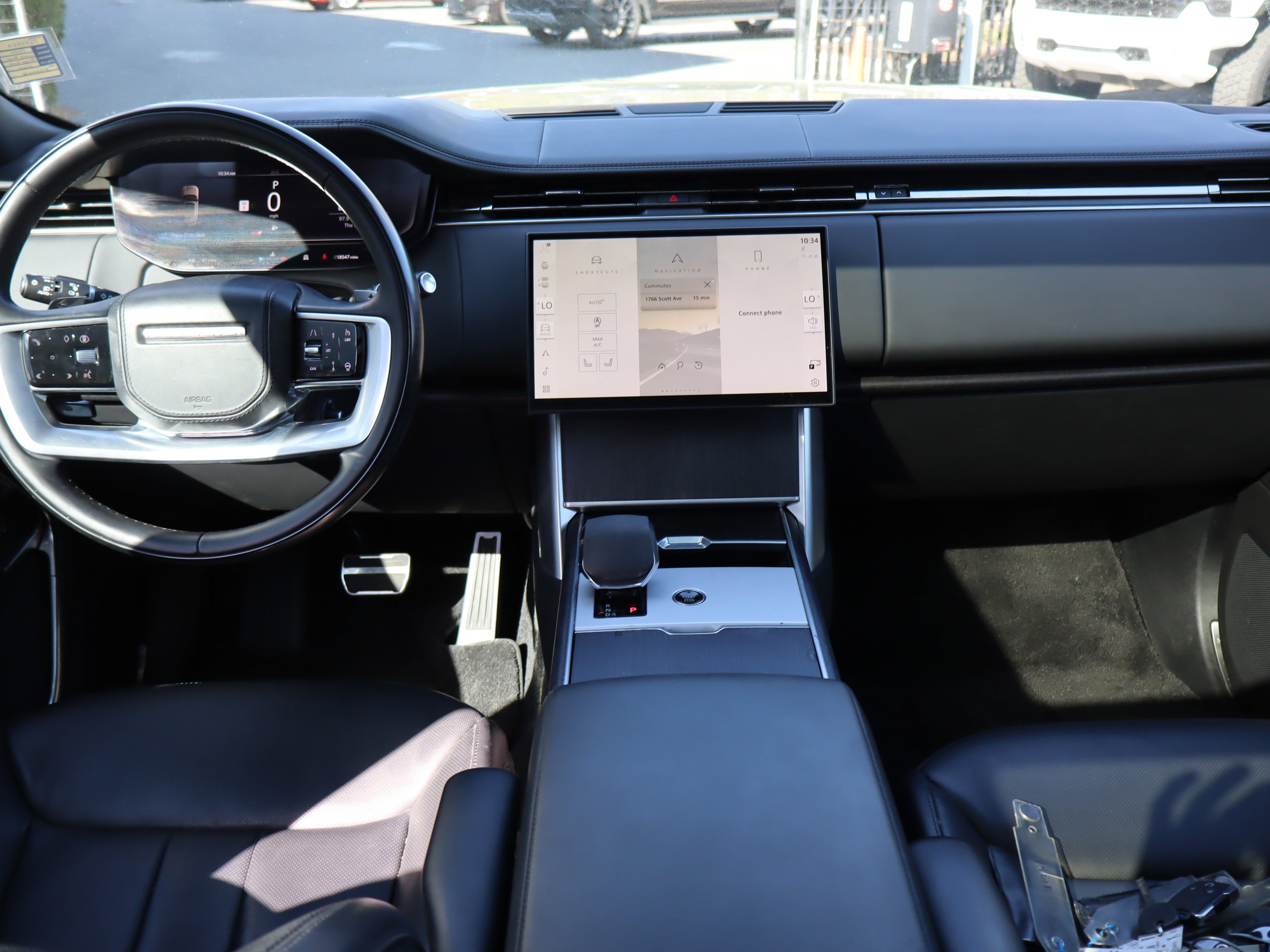 Used 2024 Land Rover Range Rover SE image 14