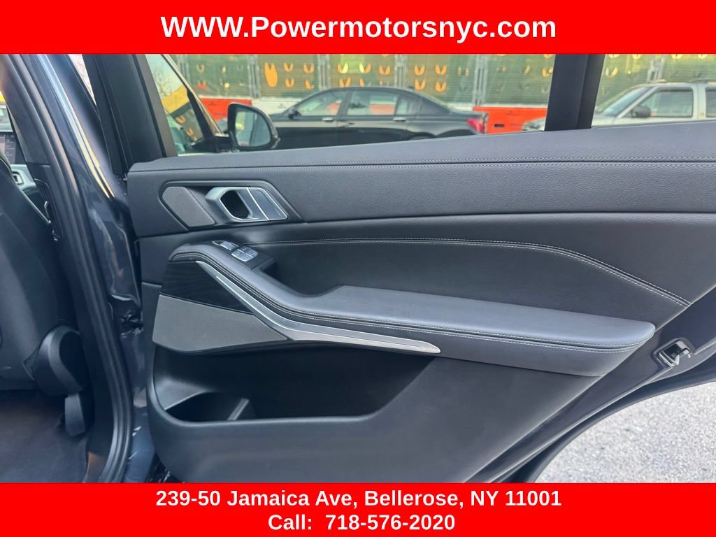 Used 2021 BMW X7 xDrive40i w/ Premium Package AWD/4WD image 28