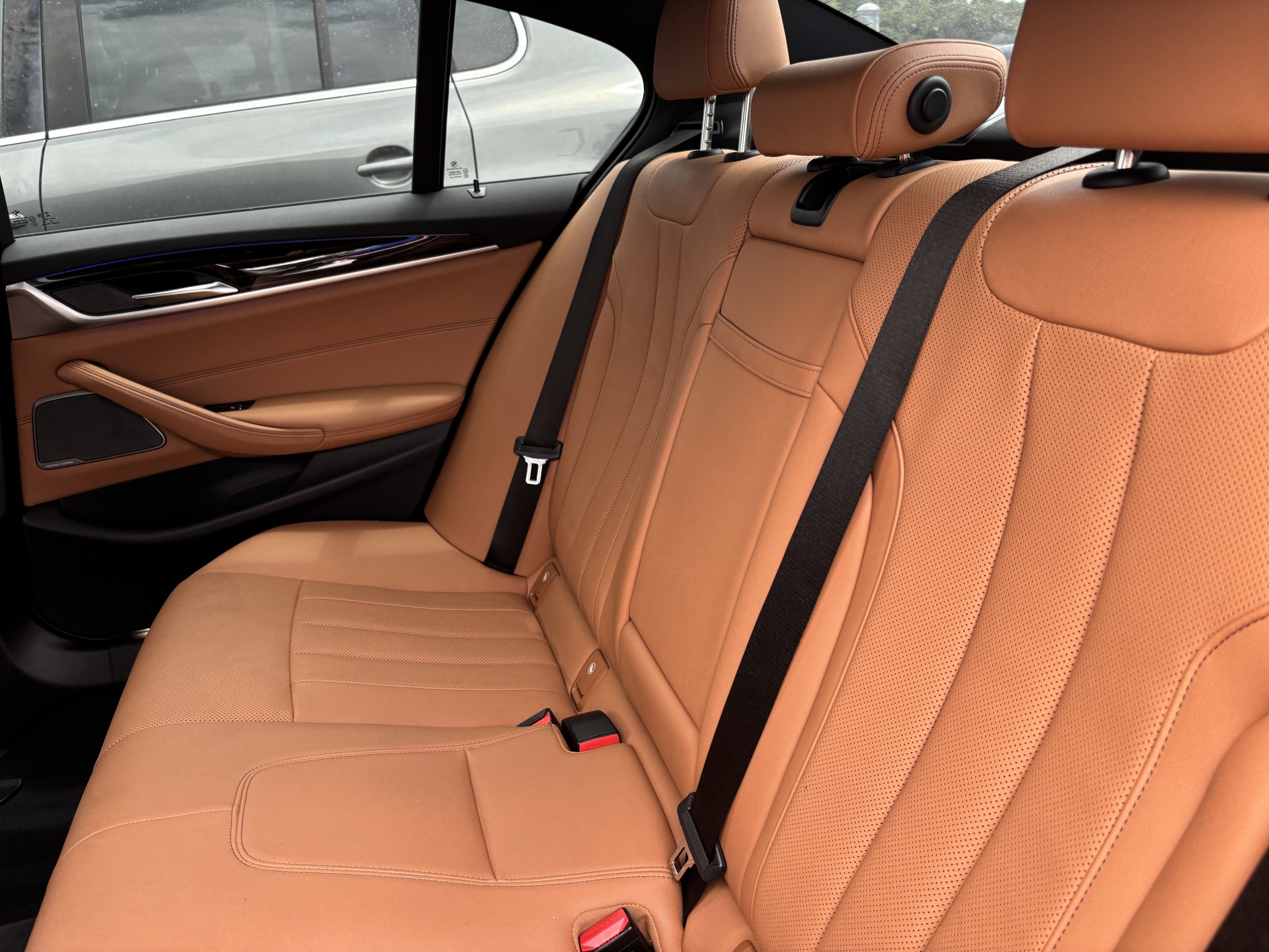 Certified 2023 BMW 540i w/ M Sport Package RWD image 33