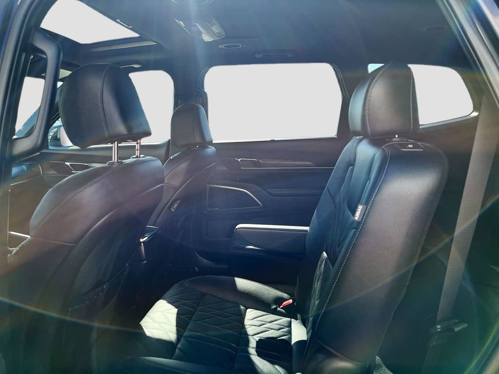 Used 2025 Kia Telluride EX X-Line AWD/4WD image 26