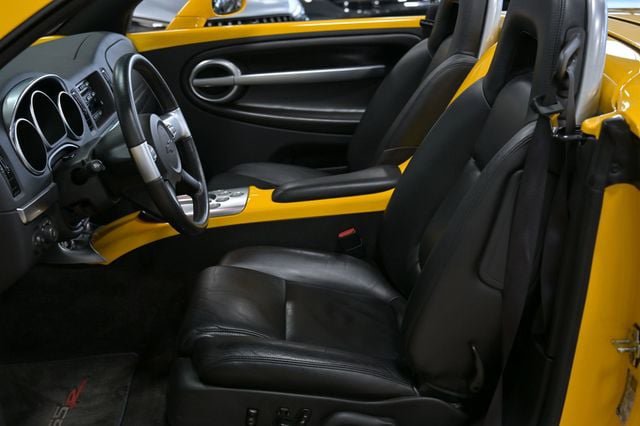 Used 2005 Chevrolet SSR w/ Preferred Equipment Group RWD image 43