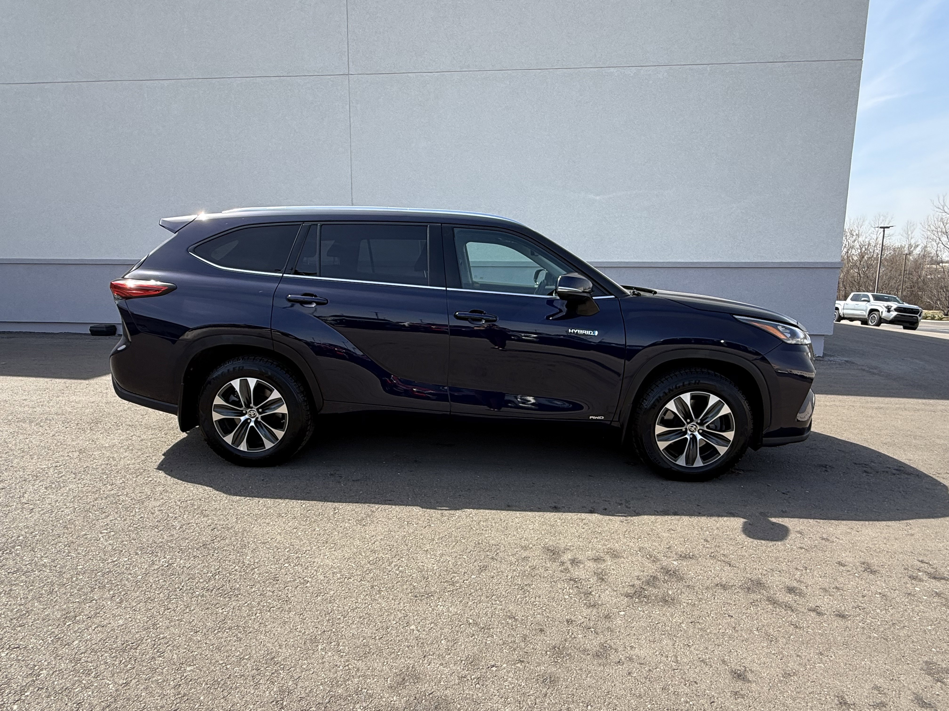 Used 2020 Toyota Highlander XLE