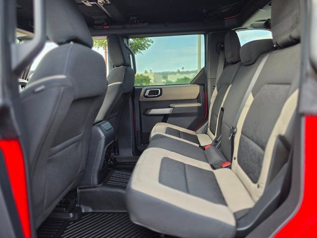 Used 2022 Ford Bronco Wildtrak image 14