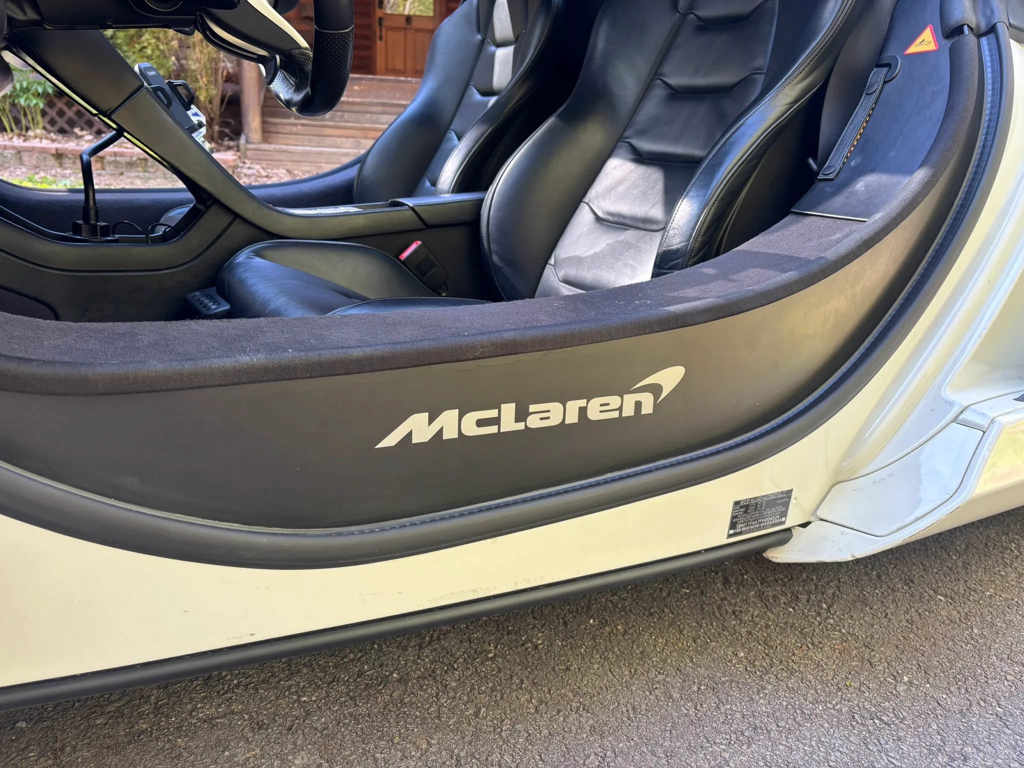 Used 2015 McLaren 650S Spider RWD image 15