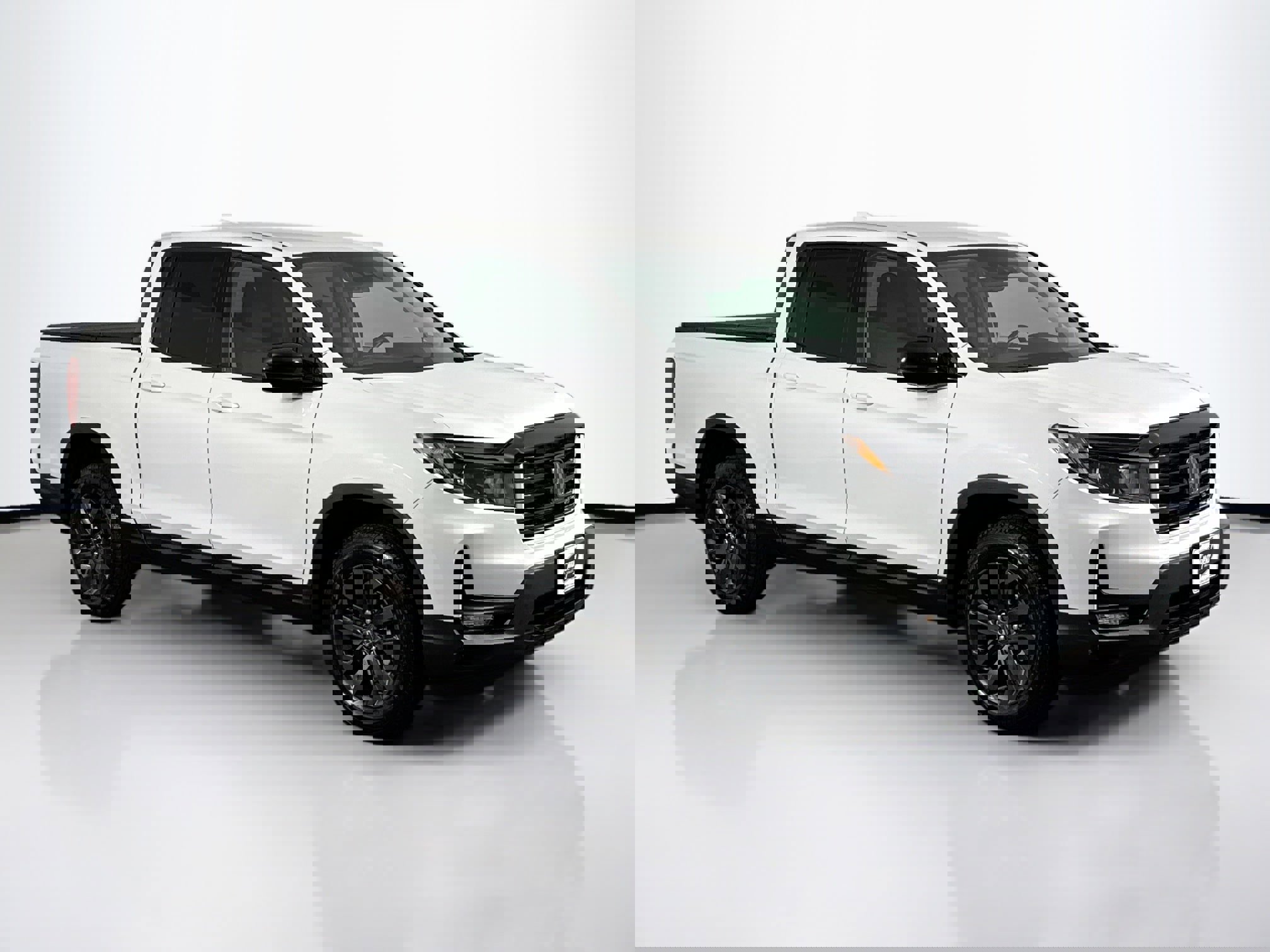 Used 2023 Honda Ridgeline Sport image 2