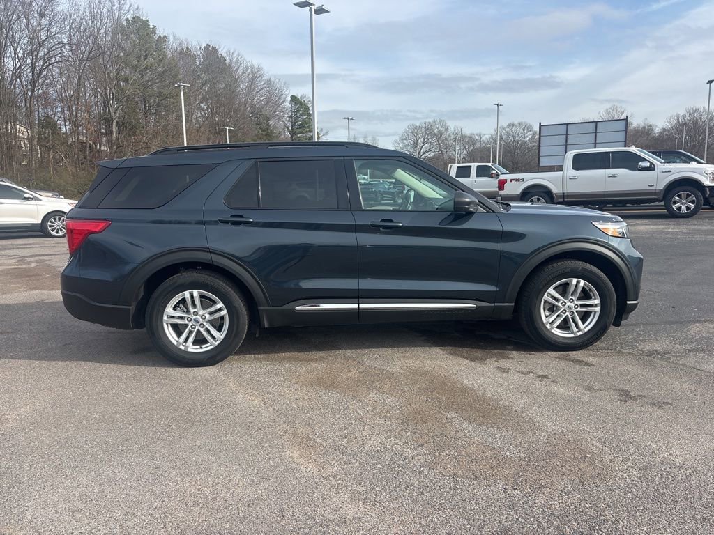 Used 2022 Ford Explorer XLT image 8