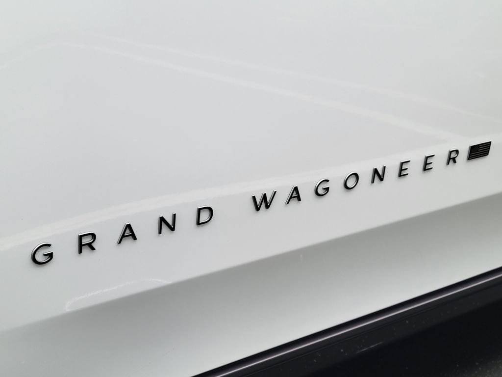 New 2026 Jeep Grand Wagoneer Summit AWD/4WD image 26