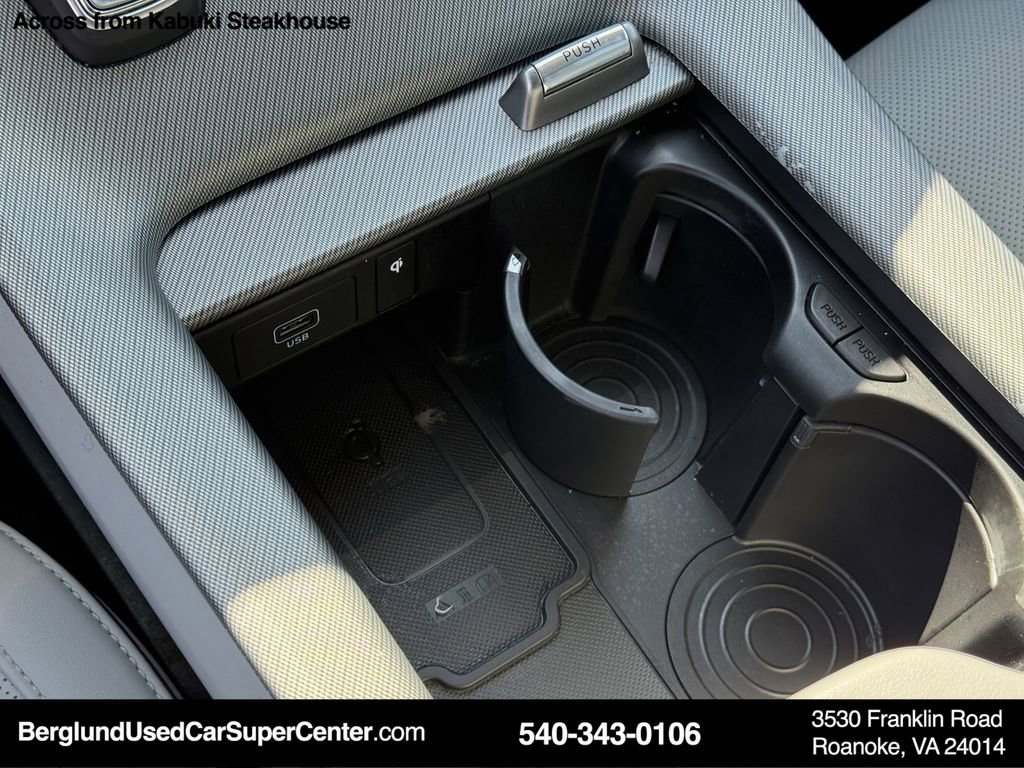 Used 2024 Hyundai Palisade SEL image 27