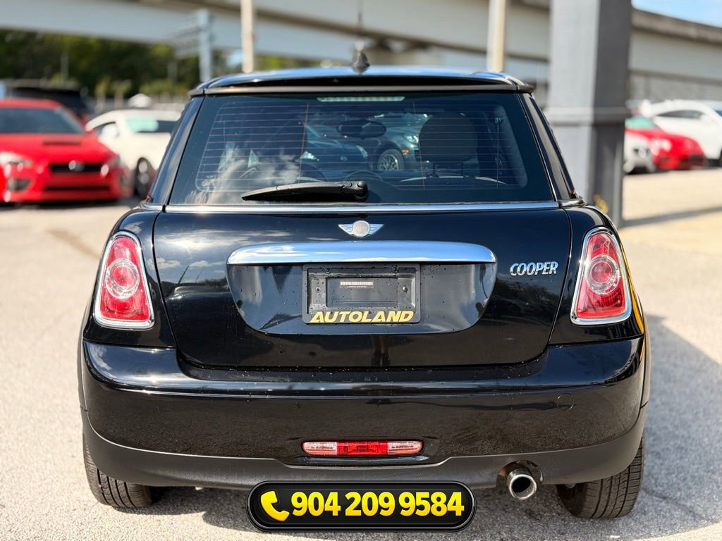 Used 2011 MINI Cooper Hardtop FWD image 8