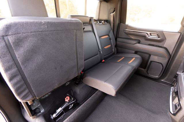 Used 2024 GMC Sierra 1500 AT4 w/ Technology Package image 34