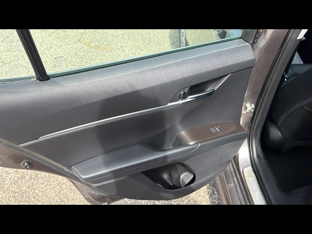 Used 2024 Toyota Camry SE FWD image 23