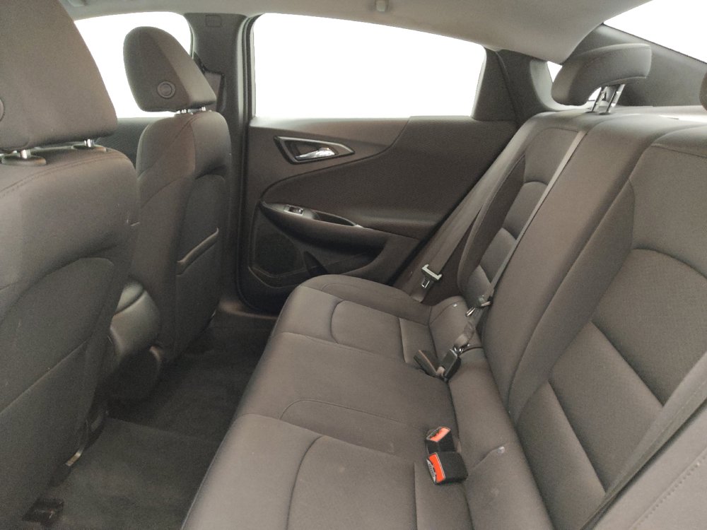 Used 2023 Chevrolet Malibu LS FWD image 18