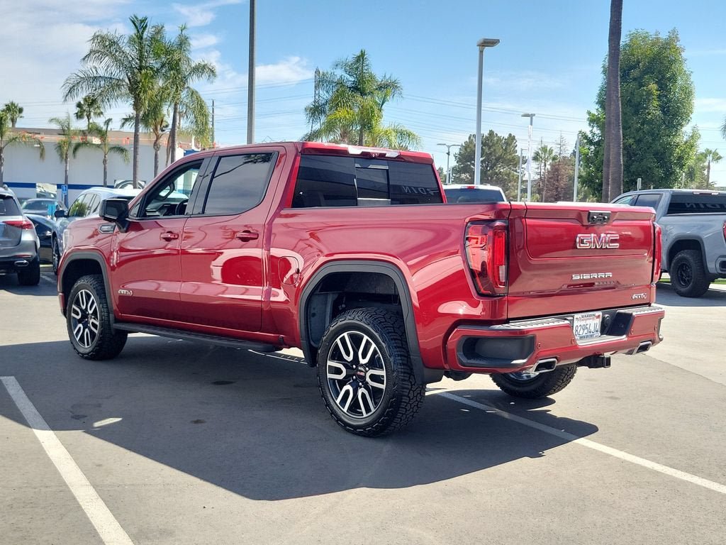 Used 2023 GMC Sierra 1500 AT4 w/ AT4 Premium Package AWD/4WD image 3