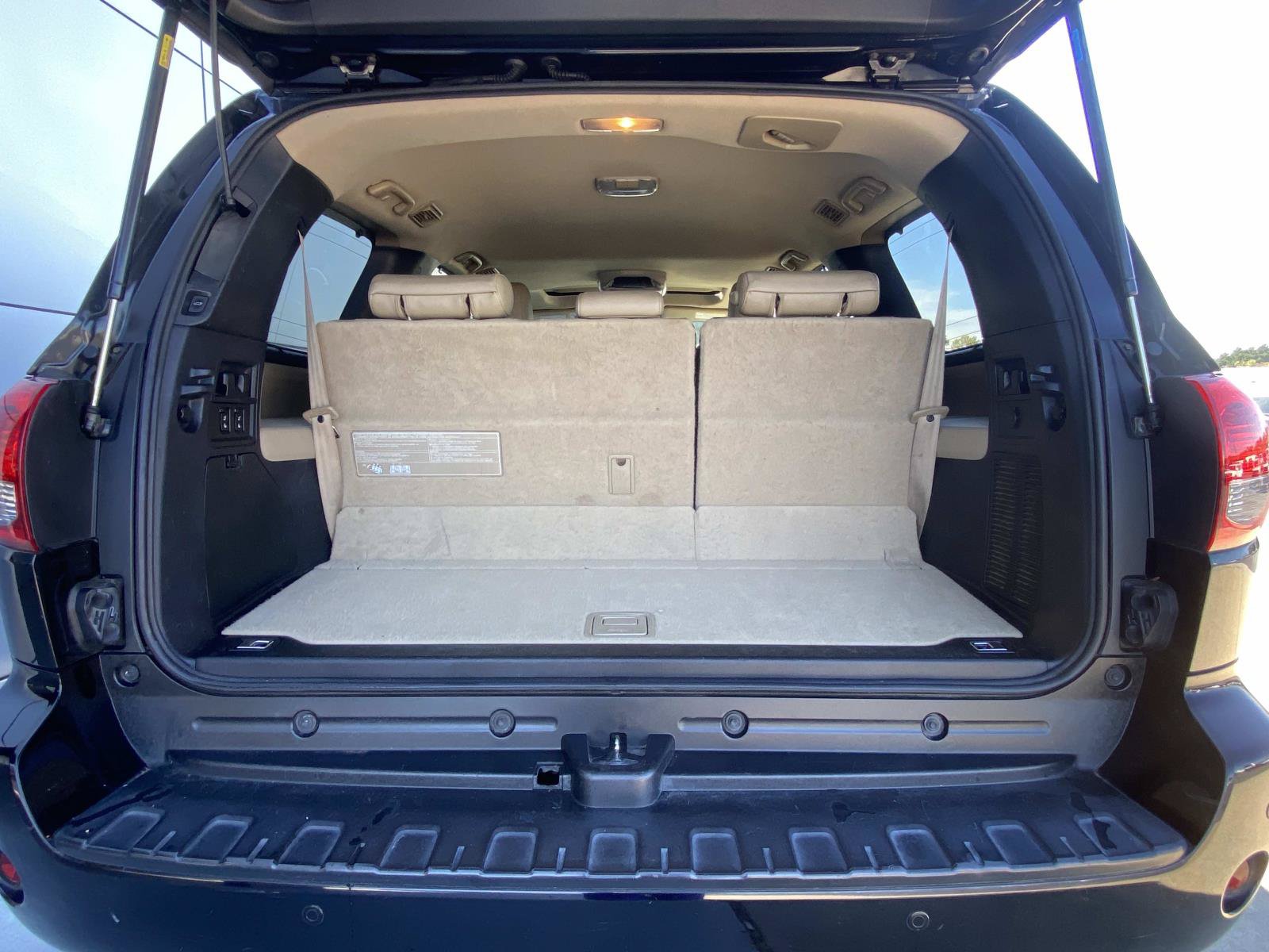 Used 2016 Toyota Sequoia Limited AWD/4WD image 8