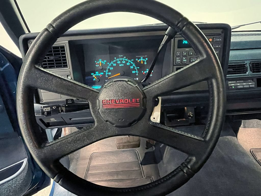 Used 1992 Chevrolet Silverado 1500 2WD Regular Cab image 66