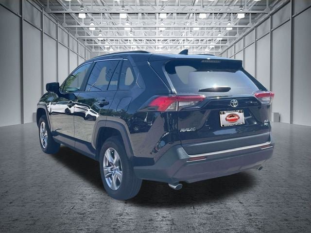 Used 2025 Toyota RAV4 XLE AWD/4WD image 10
