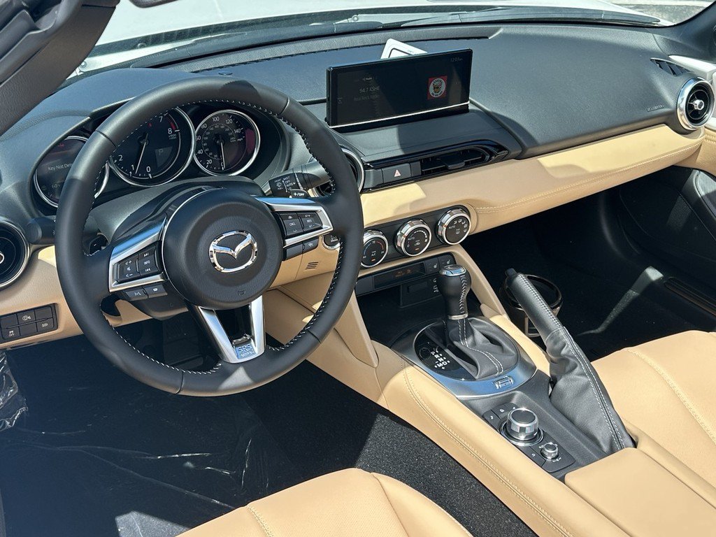 New 2026 MAZDA MX-5 Miata Grand Touring RWD image 9