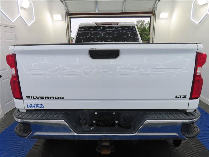 Used 2020 Chevrolet Silverado 2500 LTZ w/ Z71 Off-Road Package AWD/4WD image 8