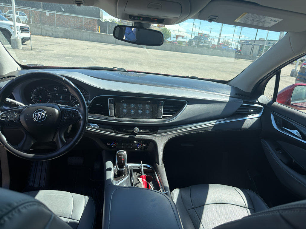 Used 2019 Buick Enclave Essence AWD/4WD image 8