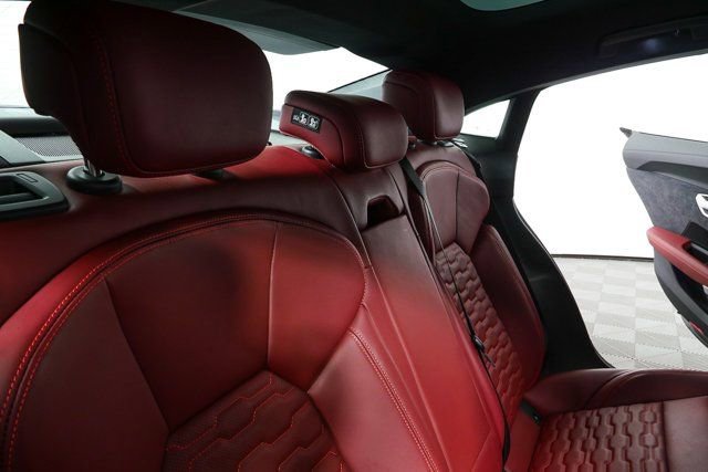 Used 2023 Audi e-tron GT Prestige image 22