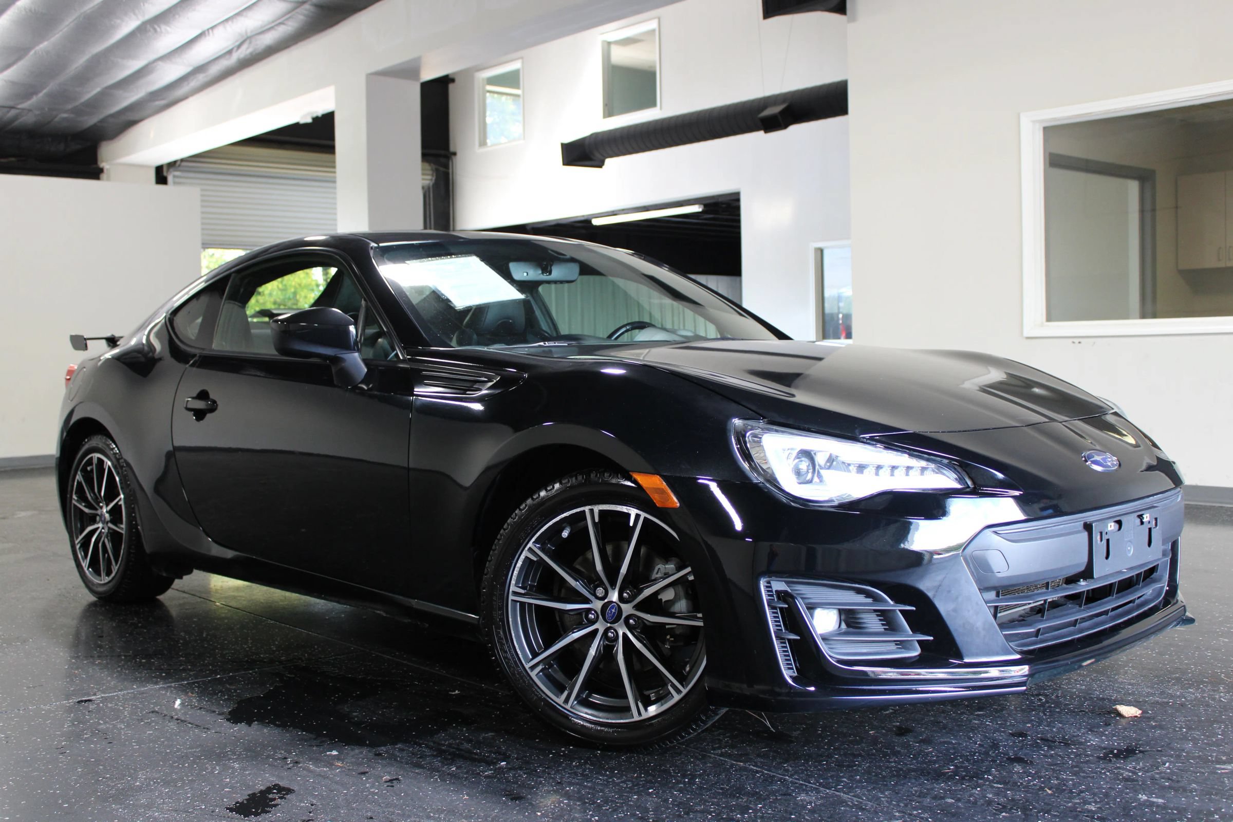 Used 2018 Subaru BRZ Limited RWD image 29