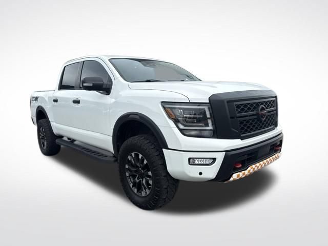 Used 2023 Nissan Titan PRO-4X w/ Pro-4x Convenience Package AWD/4WD image 7