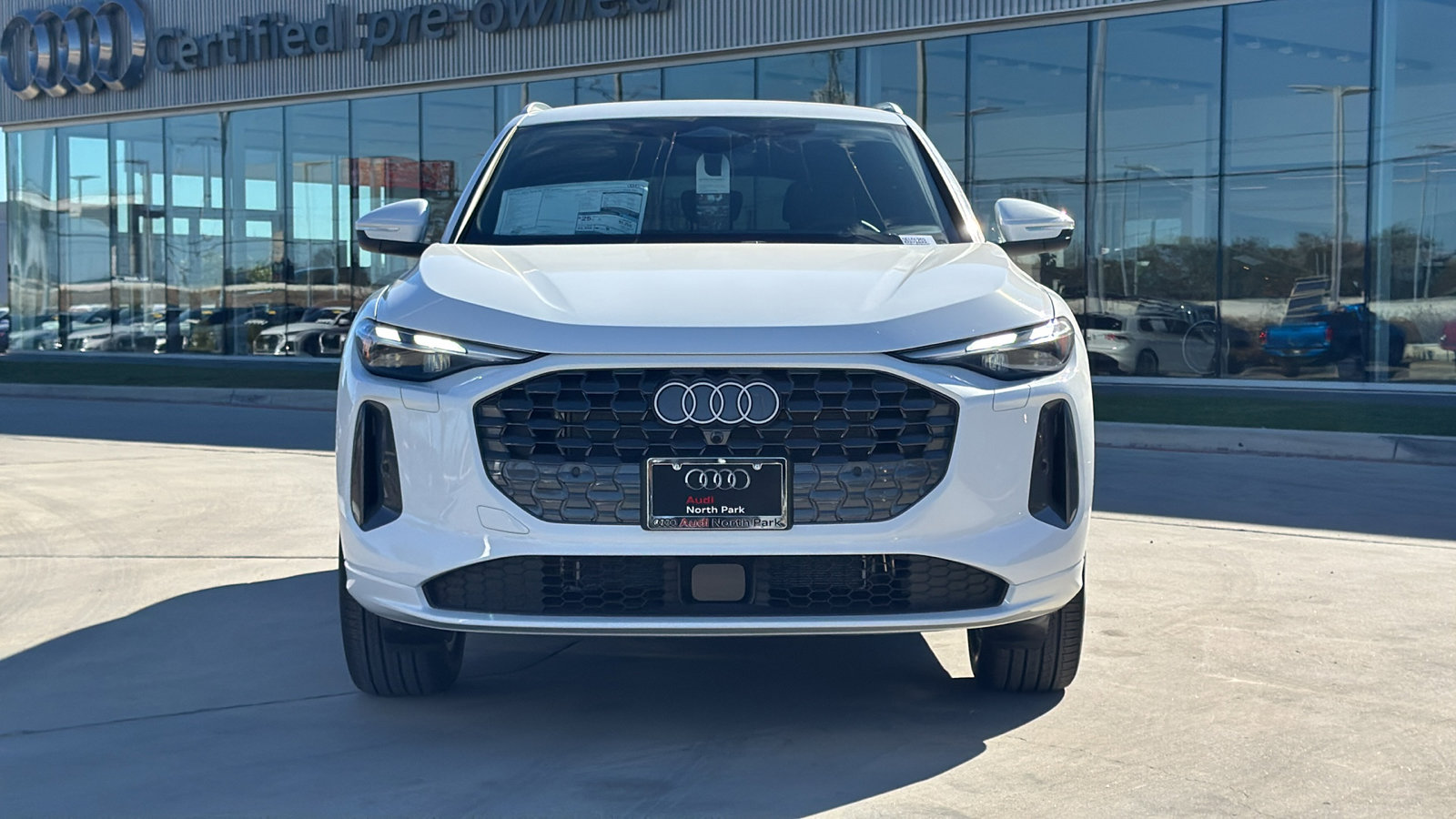 Used 2025 Audi Q5 Premium w/ Convenience Package AWD/4WD image 2