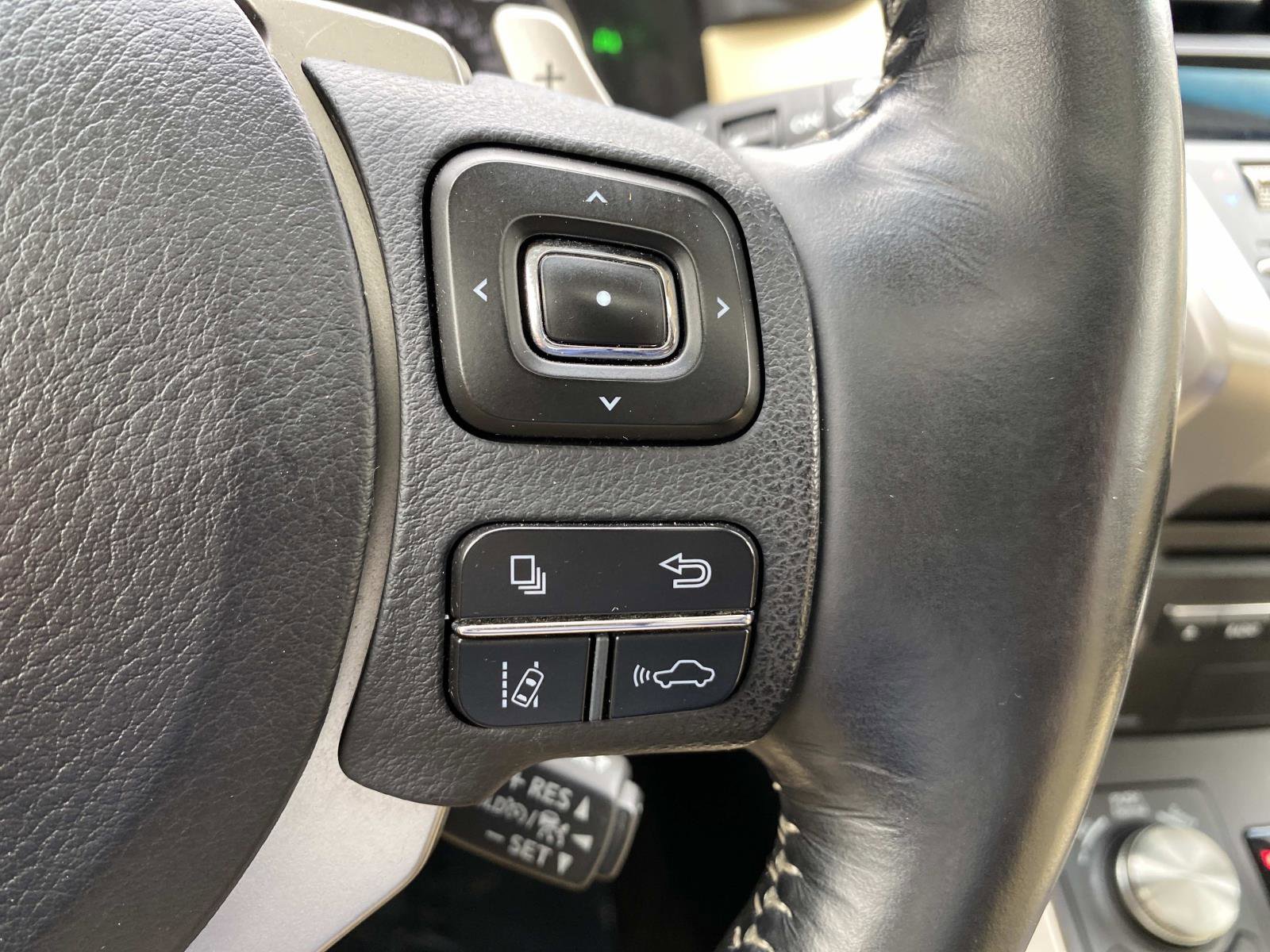 Used 2018 Lexus NX 300 AWD w/ Luxury Package image 19