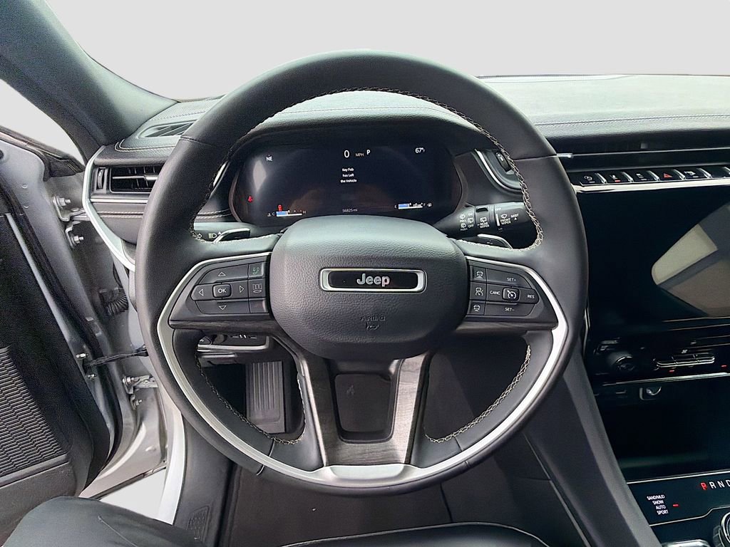 Used 2024 Jeep Grand Cherokee Limited image 40