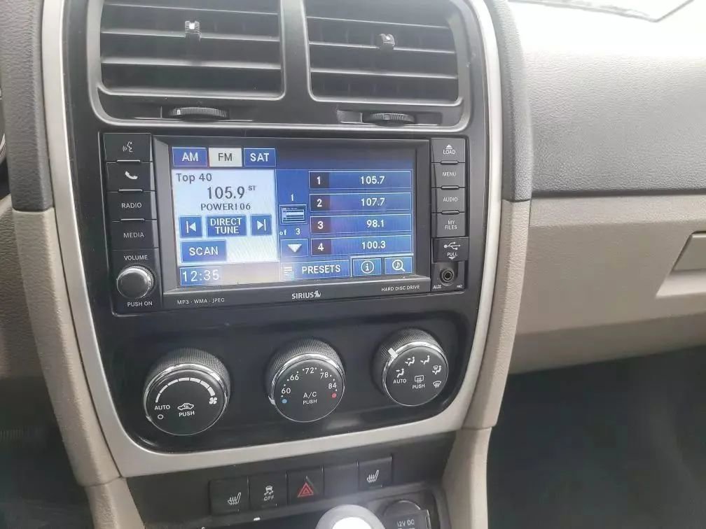 Used 2011 Dodge Caliber Uptown image 30