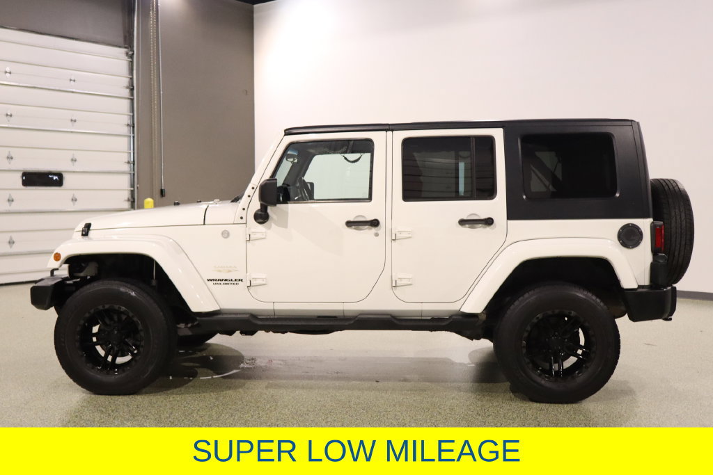 Used 2010 Jeep Wrangler Unlimited Sahara w/ Mopar Chrome Edition Group AWD/4WD image 6