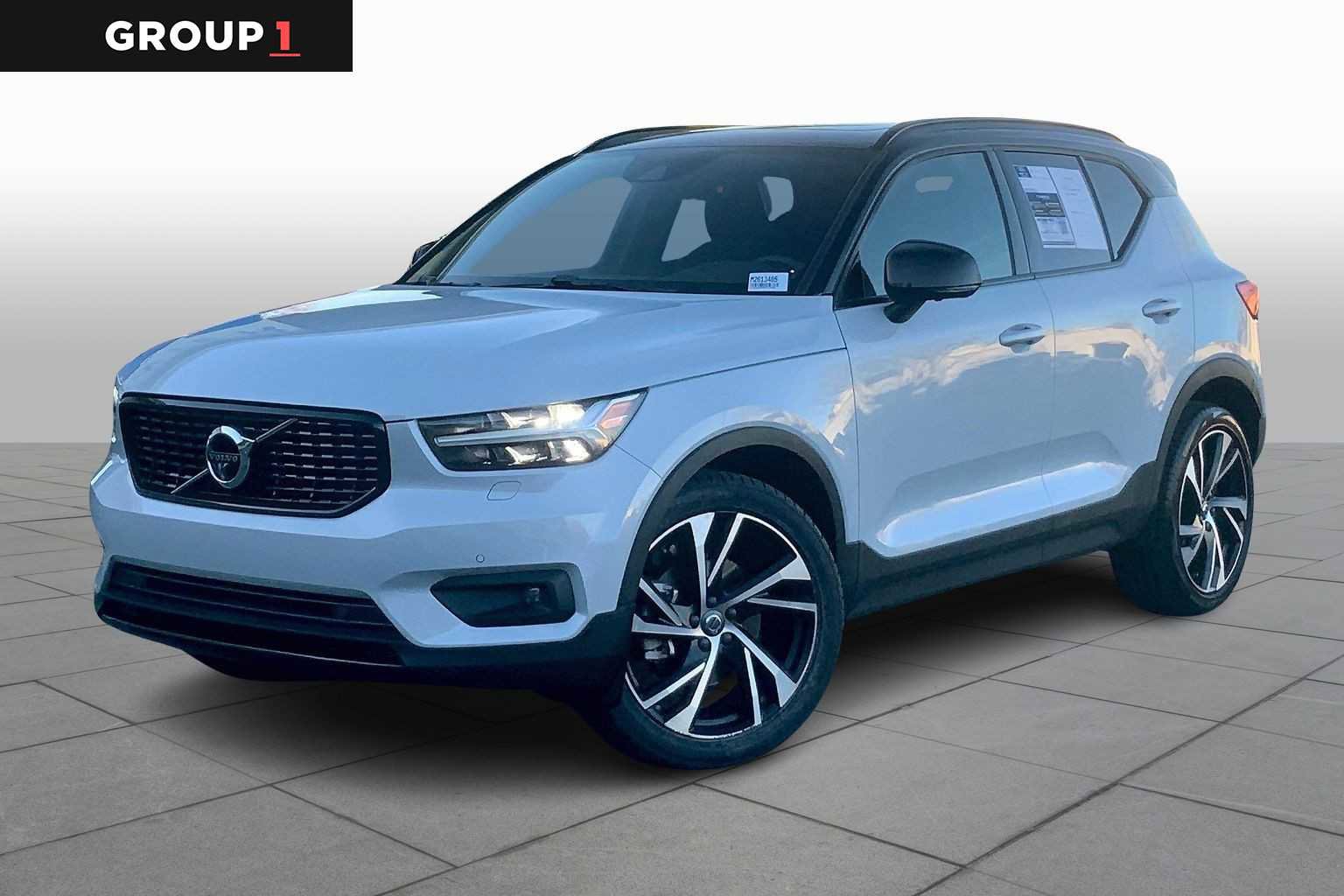 Used 2021 Volvo XC40 T5 R-Design w/ Advanced Package