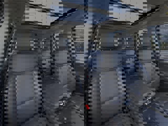 New 2025 Ford Expedition Active image 10