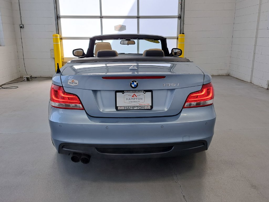 Used 2012 BMW 135i Convertible RWD image 6