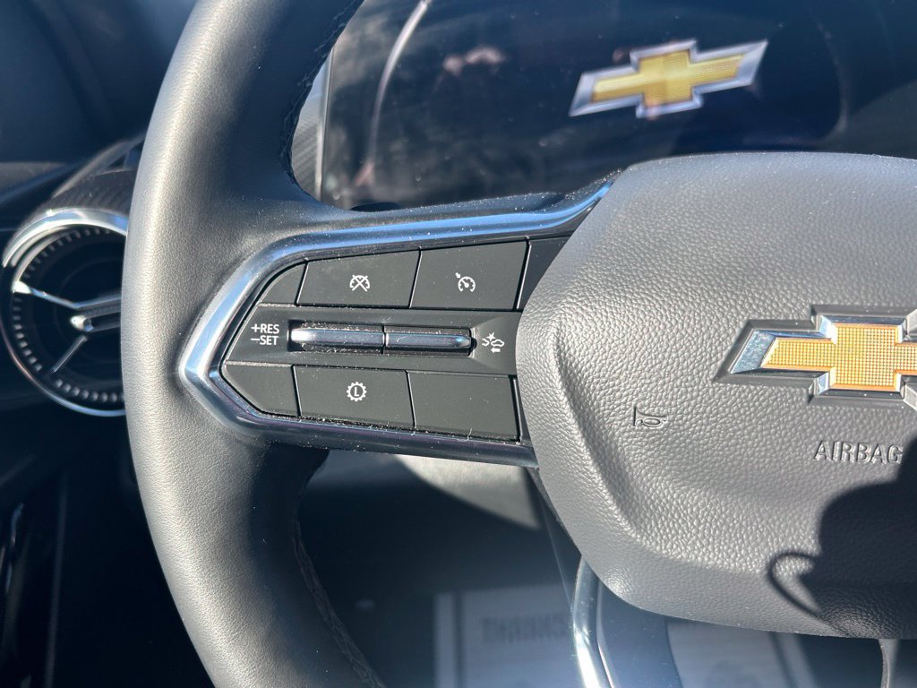 Used 2026 Chevrolet Equinox LT AWD/4WD image 18
