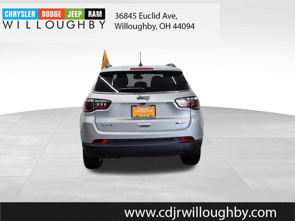 Certified 2025 Jeep Compass Latitude image 7