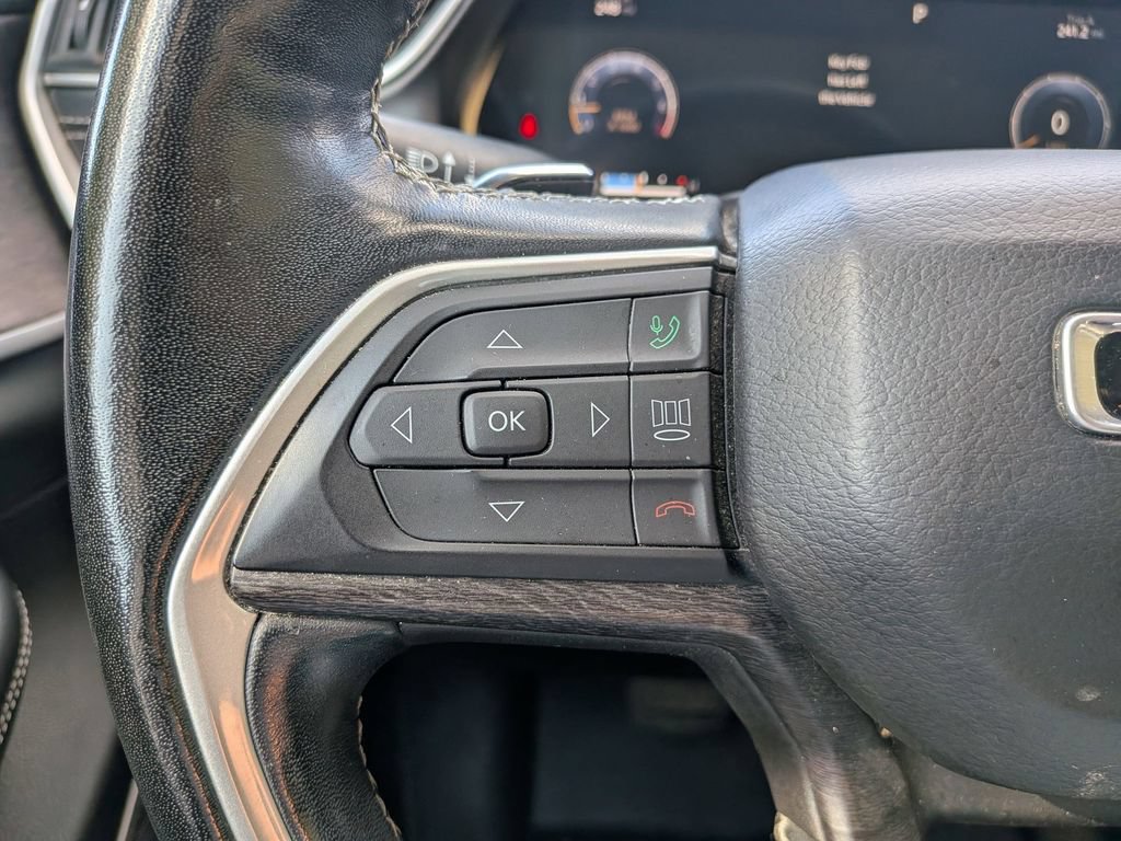 Used 2021 Jeep Grand Cherokee L Limited AWD/4WD image 19