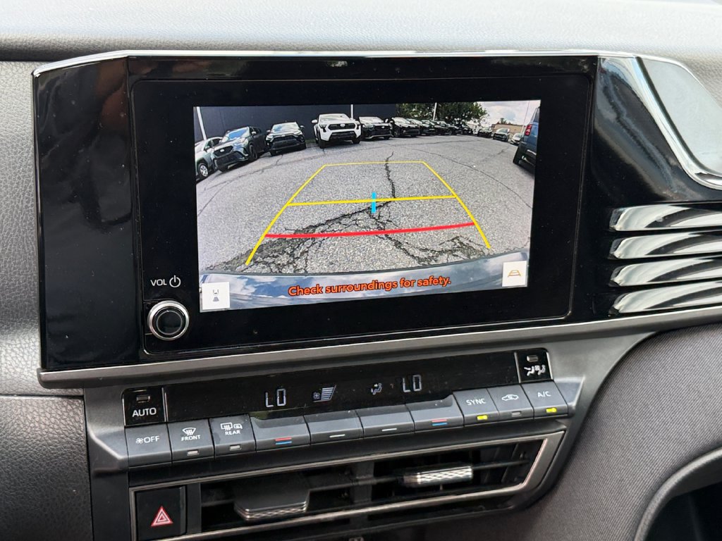 Used 2025 Toyota Camry LE FWD image 22
