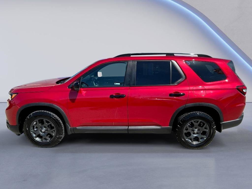 Used 2025 Honda Pilot TrailSport
