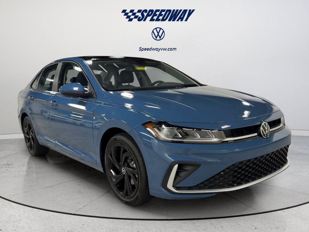 New 2026 Volkswagen Jetta SE FWD image 2