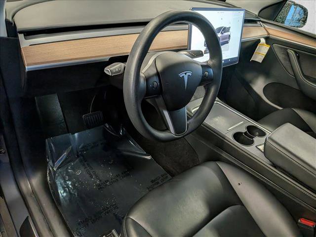 Used 2023 Tesla Model Y Long Range image 10