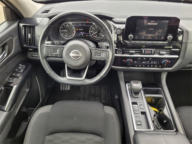 Used 2022 Nissan Pathfinder SV w/ SV Premium Package image 21