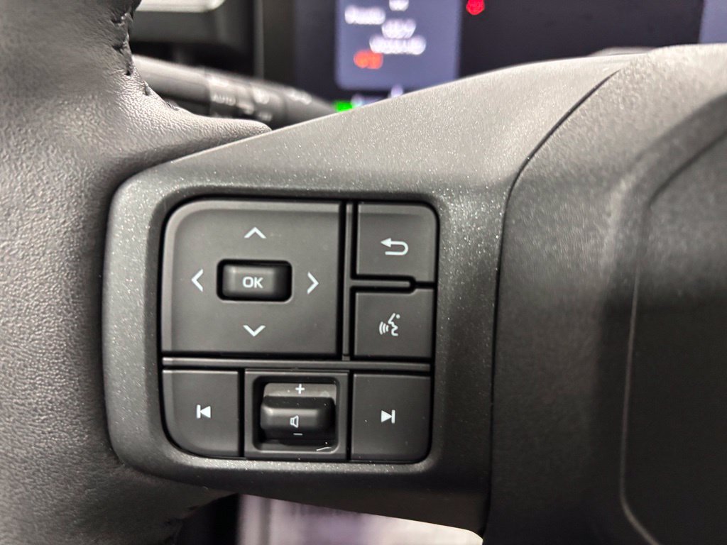 Used 2026 Toyota RAV4 Limited AWD/4WD image 19