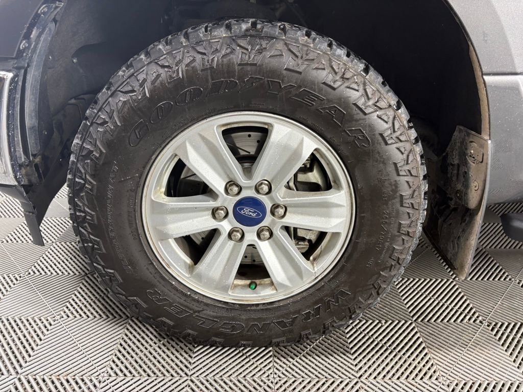 Certified 2018 Ford F150 XLT w/ Equipment Group 301A Mid image 11
