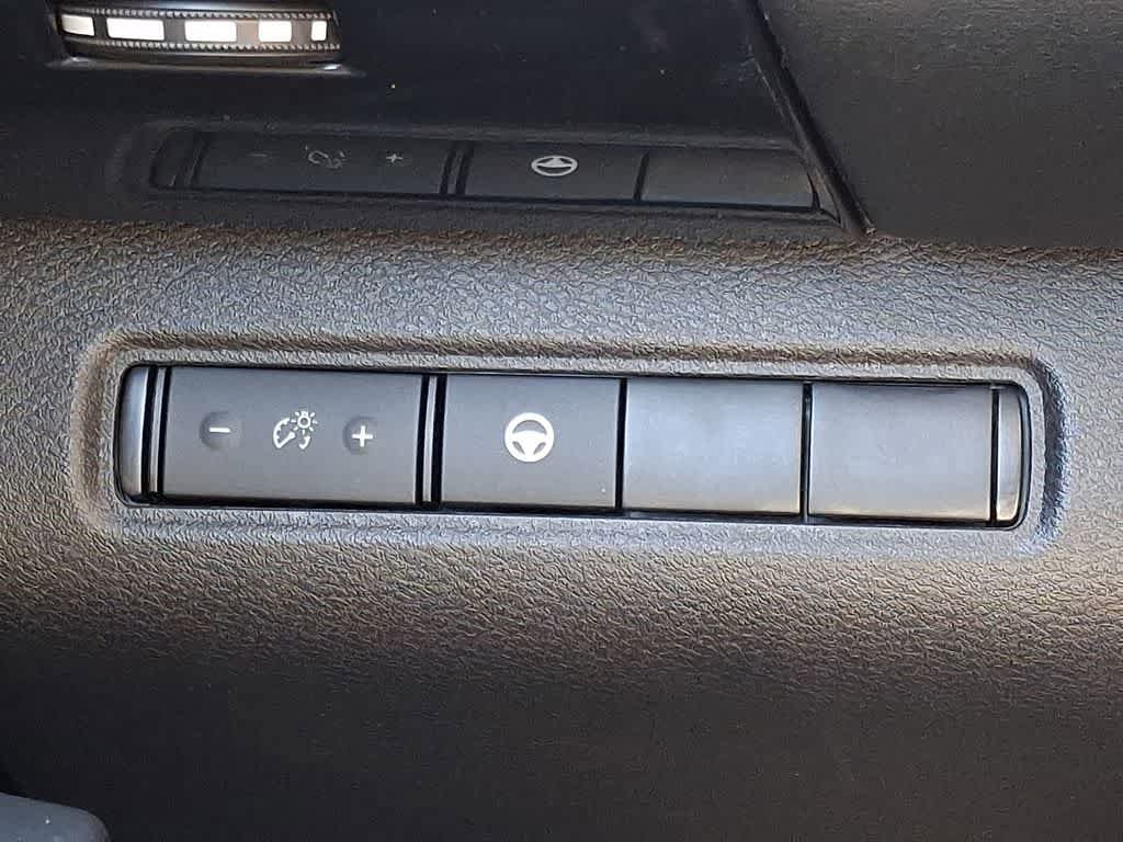 Used 2024 Nissan Pathfinder SV image 24