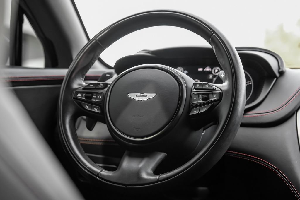 Used 2024 Aston Martin DBX 707 image 15